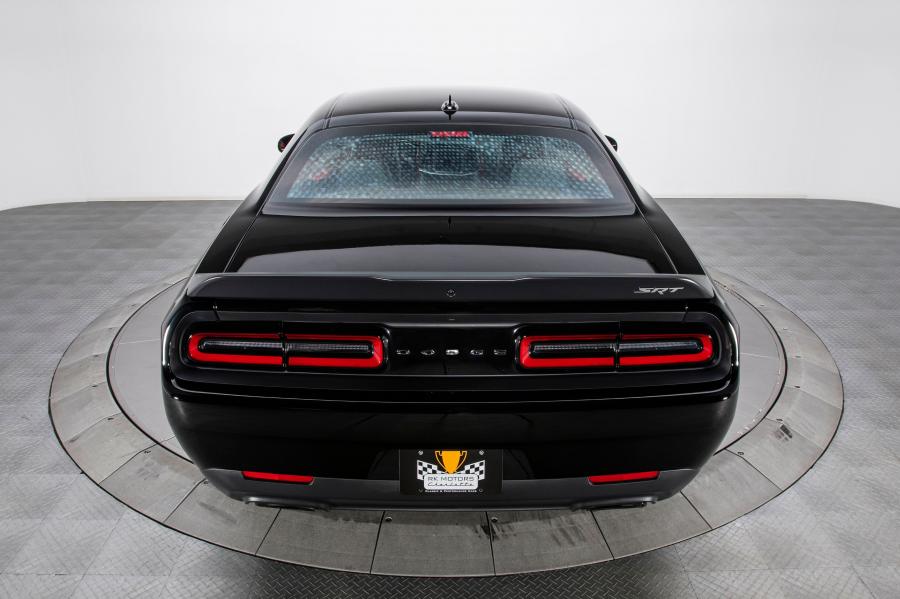  Dodge Challenger SRT Demon (LC, 0945 of 3300) 2018 года  (фото 27 из 109)